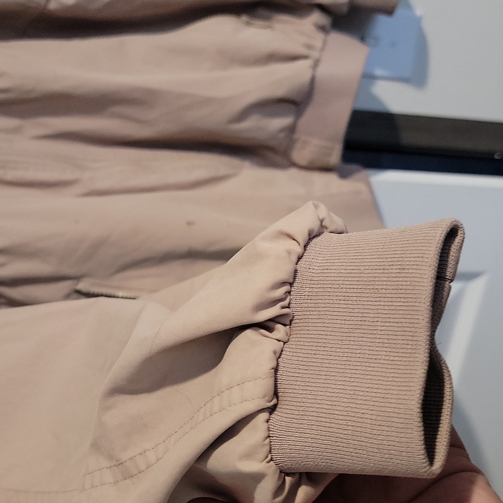 Jacket - Picture 3 of 6